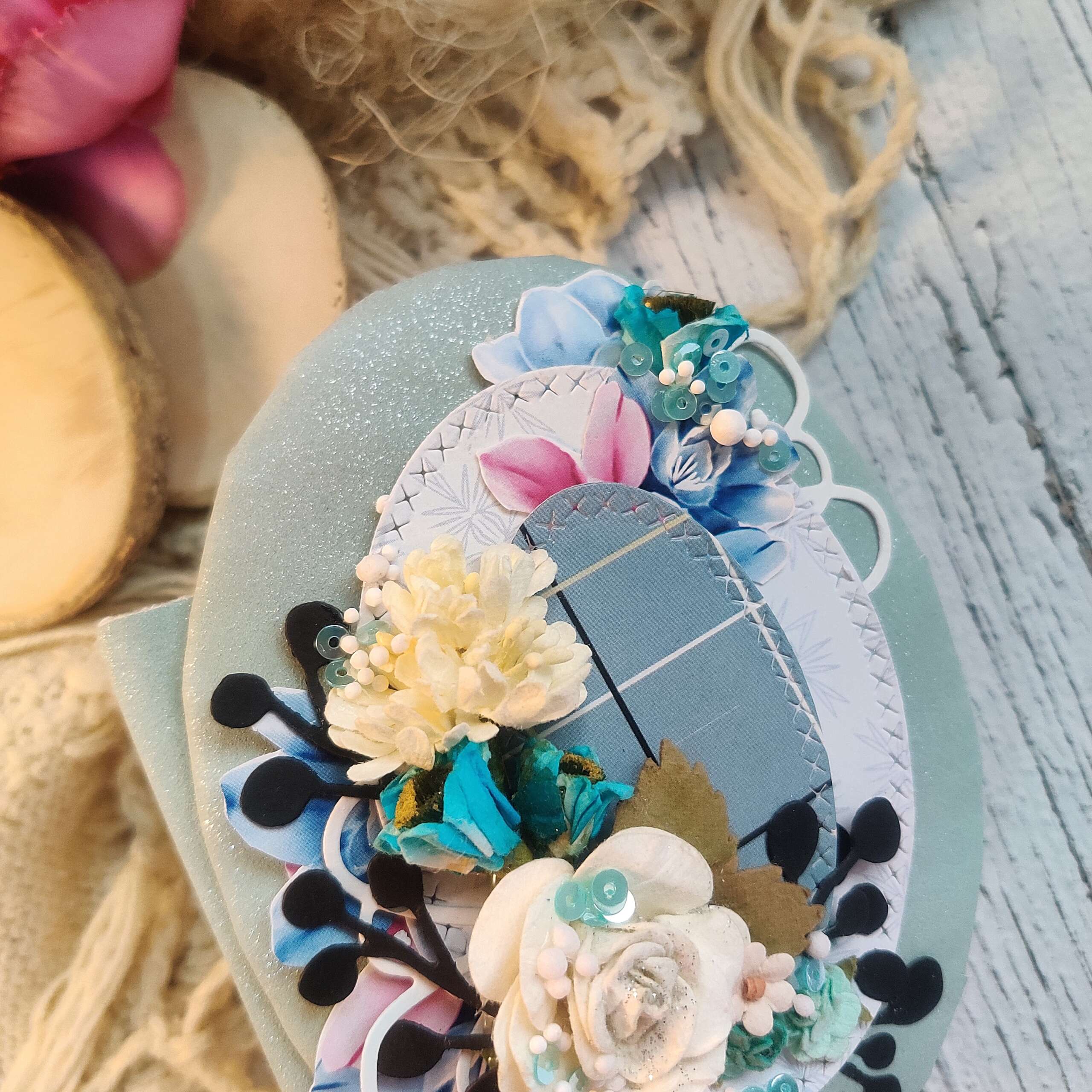 Handcrafted Scrapbook | Oval Scrapbook 4 Handcrafted Scrapbook | Oval Scrapbook